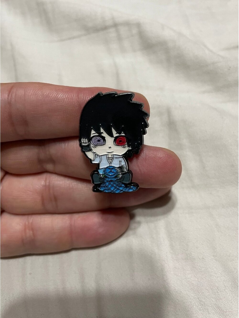 Naruto sasuke Uchiha enamel pin anime brooch hand